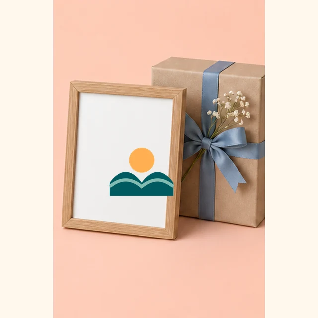 Khung ảnh lưu thương mẫu Giữ mùa nắng với họa tiết mặt trời và đường nét đồi sóng trong bản minh họa sản phẩm